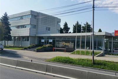 Spațiu comercial, de 400 mp, în Central - 3