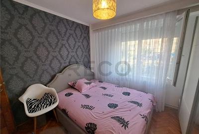 RECO Apartament cu trei camere decomandat - 15