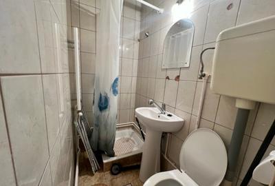 Apartament cu 2 camere decomandat în 7 Noiembrie - 4