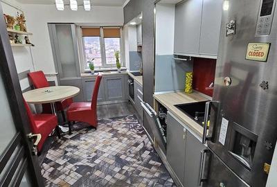 Apartament cu 3 camere decomandat în Central - 2