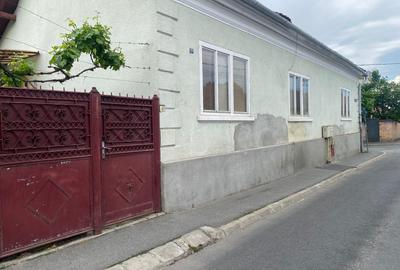 Casă individuală cu 4 camere cu Canalizare în Piața Cluj - 13