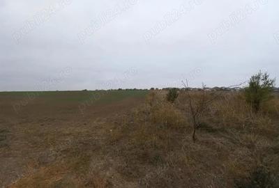 Teren de 403 mp, în Valu lui Traian