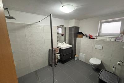 Casă cu 6 camere cu Garaj în Satu Nou de Jos - 16