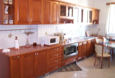 Casă cu 7 camere cu Canalizare în Aviatorilor - 3