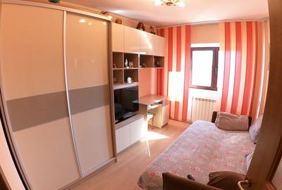 Apartament cu 3 camere decomandat, mobilat în Cazino - 7