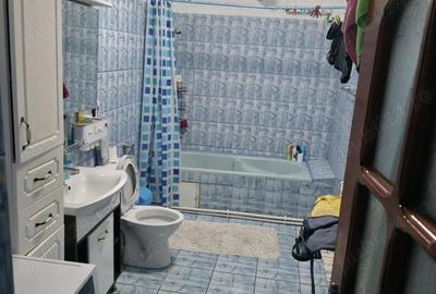 Casa 3 Camere, Baie, Bucatarie, 2 Bai Centru - Tomis 2, eMag 142m - 162.500euro - 6