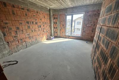 Casă cu 3 camere cu Canalizare în Central - 5