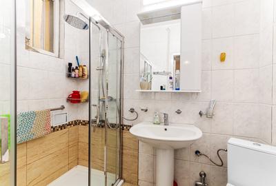 Vilă tip bloc 12 camere, 2 garaje 2 boxe  zona Tomis 1  Flămânda - 17