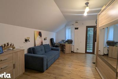 Casă cu 5 camere cu Teren 1500 Mp în Central - 10