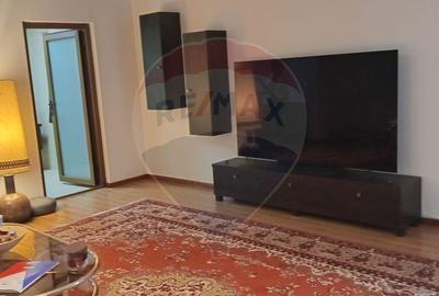 Casă cu 4 camere în Central - 3