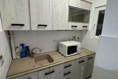 Garsonieră decomandată în Central - 8