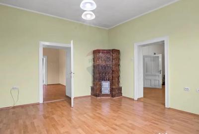 Casă cu 3 camere cu Garaj în Țipar - 10