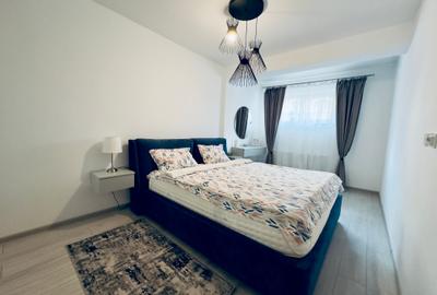 Apartament cu 2 camere decomandat, mobilat în Tractorul - 5