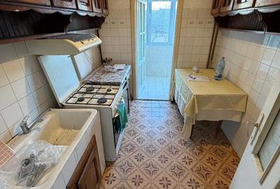 Apartament cu 3 camere decomandat în Lipovei - 6