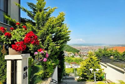 Casa cuplata moderna in zona Vivo, pe strada Crizantemelor! - 1
