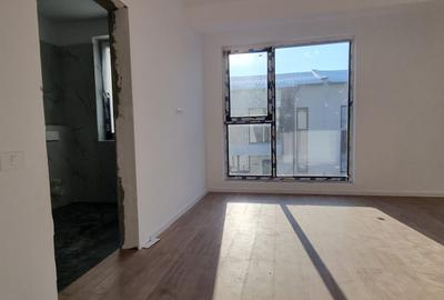 Casă individuală cu 4 camere cu Canalizare în Prelungirea Ghencea - 11