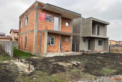Casă cu 4 camere în Săcălaz - 15