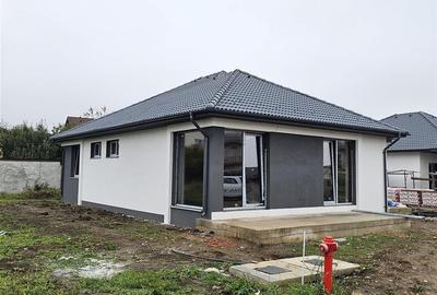 Casa noua individuala pe parter in Sanpetru, 190.000 euro.COMISION 0% - 4