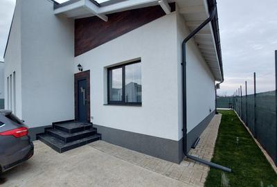Vila individuala 4 camere - Incalzire pardoseala - Teren 500mp - Teghes-Domnesti - 2