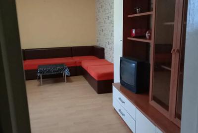 Inchiriez camera in apartament de 2 camere - 2