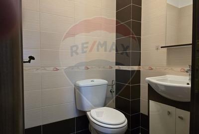 Apartament cu 3 camere de vanzare, cartier FIALD - 9