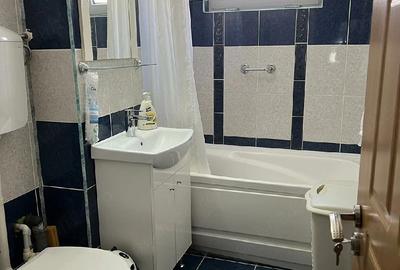 Apartament cu 3 camere decomandat în Central - 1