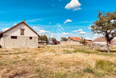 Casă individuală cu 2 camere cu Canalizare în Est - 6