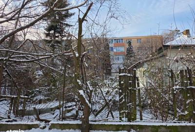 Casă cu Teren 713 Mp în Negru Vodă