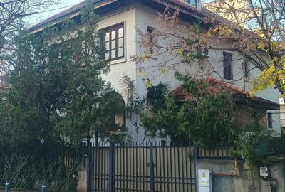 Vila centrala 5 camere | Calea Calarasi | Pretabil notariat/birouri/rezidential - 1