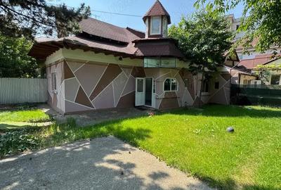 Inchiriem Casa primitoare pe Decebal. 5 camere + curte. Ideala pentru Educatie Creativitate Birouri - 1