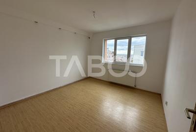 Apartament decomandat cu 3 camere baie cu geam la doar 1641 euro/mp - 3