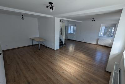 Casă cu 6 camere cu Teren 250 Mp în Unirii - 7