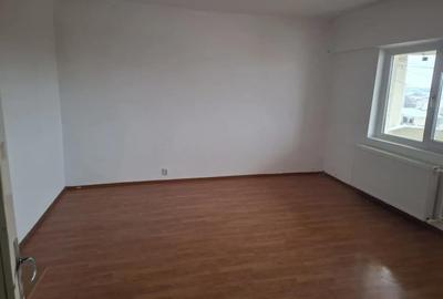 Apartament cu 2 camere decomandat în Central - 6