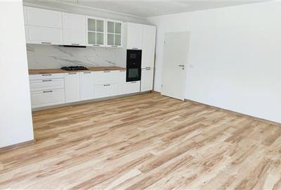 Apartament cu 3 camere decomandat, mobilat în Tractorul - 2