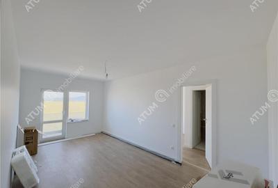 Apartament nou 3 camere 2 bai balcon parcare zona Dna Stanca - 1