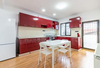 Spațiu comercial, de 374 mp, în Central - 15