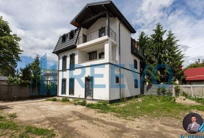 Casa de vanzare, centrala, pe str. Oituz, Bacau - 2