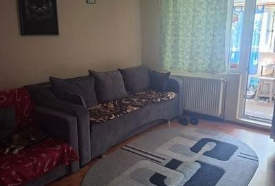 Apartament cu 3 camere semidecomandat în Central - 6
