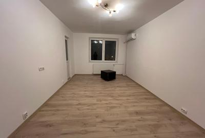 650€, Mosilor, prima inchiriere, adiacent, etaj 1 - 4