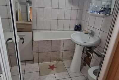 Apartament cu 3 camere decomandat în Central - 6