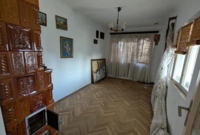 Casă cu 3 camere cu Canalizare în Central - 8