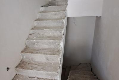 Casă cu 5 camere cu Teren 120 Mp în Bucureștii Noi - 17