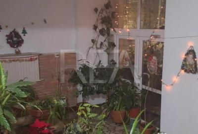 Apartament cu 3 camere decomandat în P-ța Muncii - 1