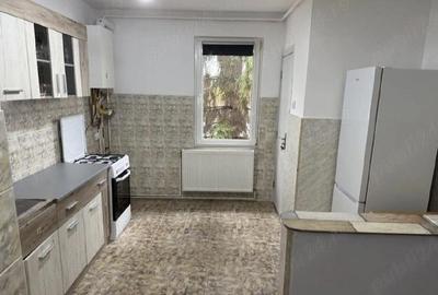 Apartament cu 2 camere decomandat în Pandurilor - 3