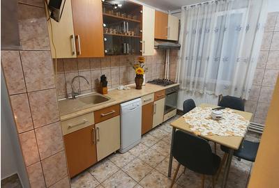 Brancoveanu, Metrou,Parc ,Etajul 3/4,2 Locuri de parcare,Mobilat,Utilat,Liber - 3