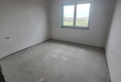 Duplex cu 3 camere cu Canalizare în Moșnița Nouă - 7