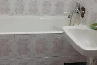 Inchiriez apartament in Resita 2 camere vis-a-vis de Universitate - 4