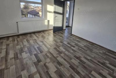 Casă cu 3 camere cu Teren 100 Mp în Moțăieni - 5