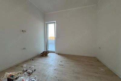 Apartament cu 4 camere decomandat în Giroc - 11