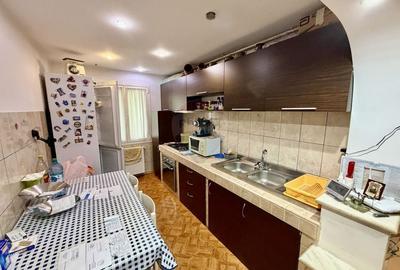 Apartament cu 4 camere decomandat în Gară - 2